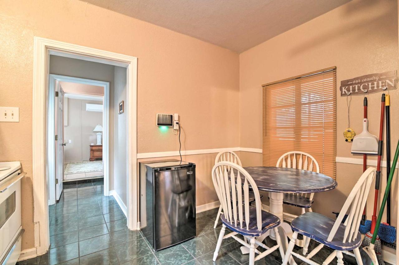 Pet-Friendly Auburndale House With Lake Views! Exterior photo