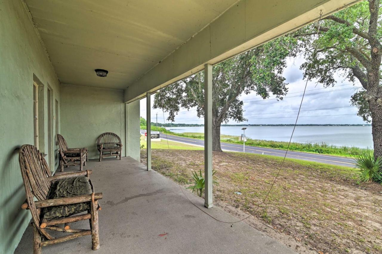 Pet-Friendly Auburndale House With Lake Views! Exterior photo